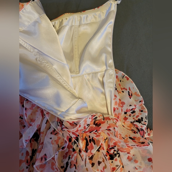 White House Black Market Strapless Mini Dress - Picture 5 of 5